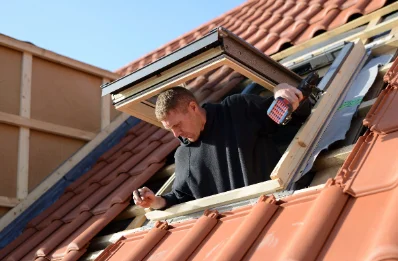 Pose de fenêtres de toit Velux à Sermamagny